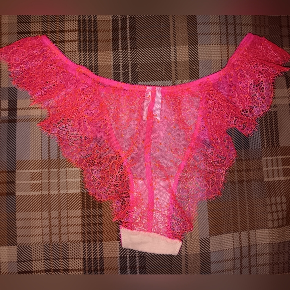 VS "Very Sexy" Panties - Picture 2 of 5